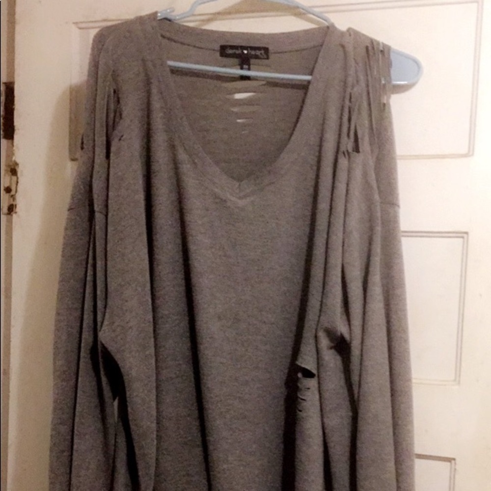 Women’s 2x top